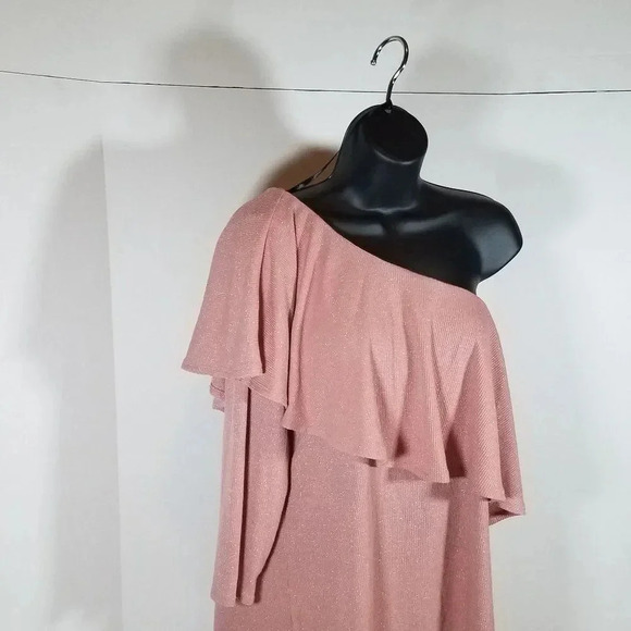 One Shoulder belle& sky top - Picture 2 of 5